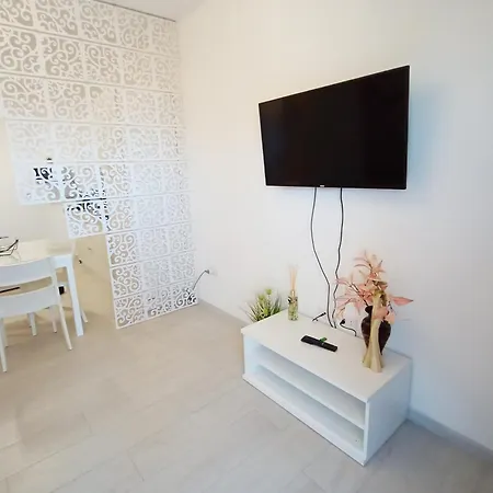 Casa Dei Fiori Blu * Λα Μανταλένα